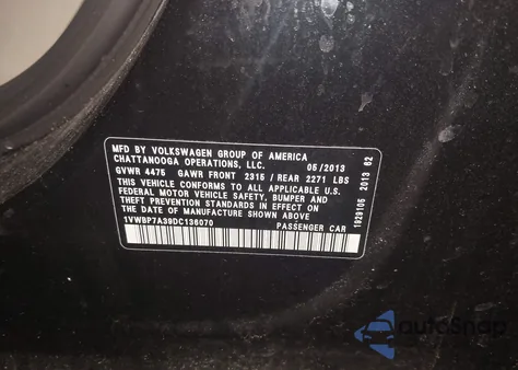 2013 Volkswagen Passat 2.5L Se z USA, uszkodzony, nr VIN 1VWBP7A39DC136070